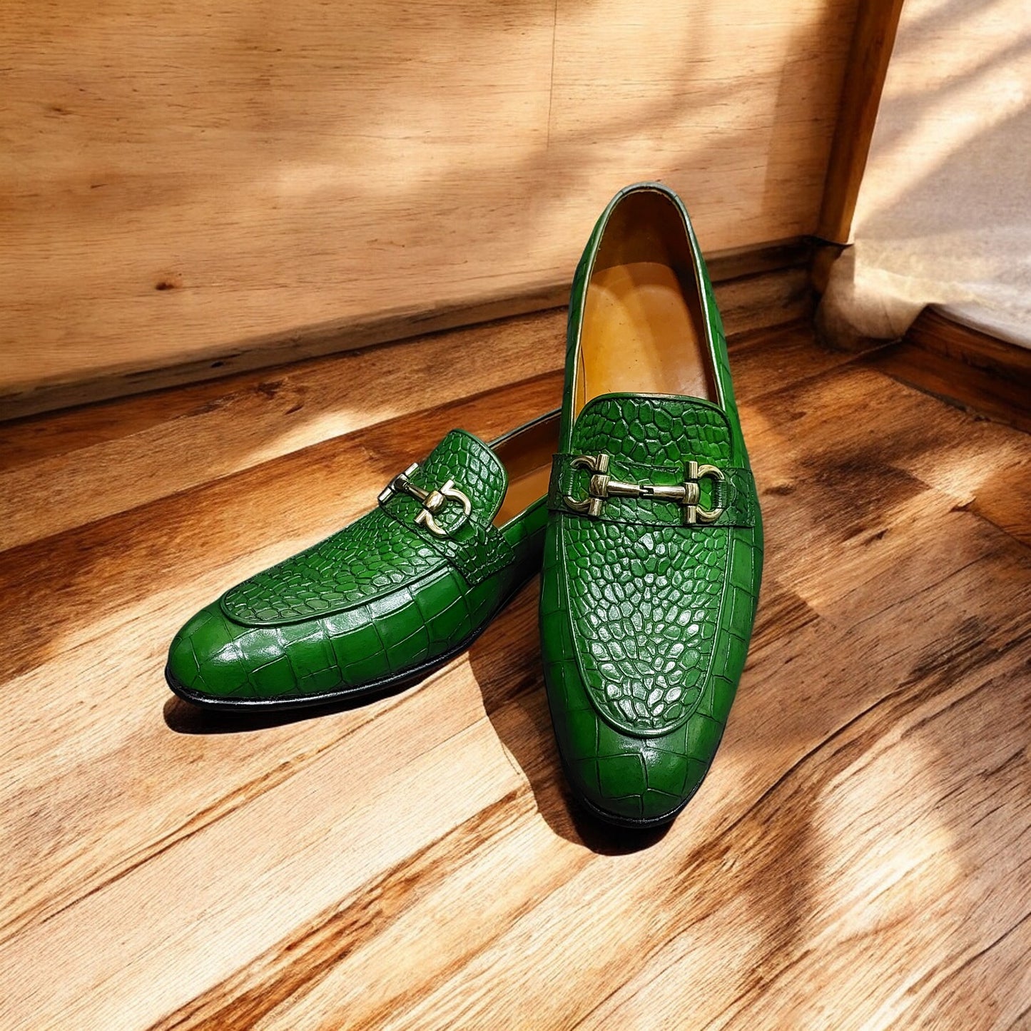 New Men's Handmade Formal Shoes in Green Crocodile Texture