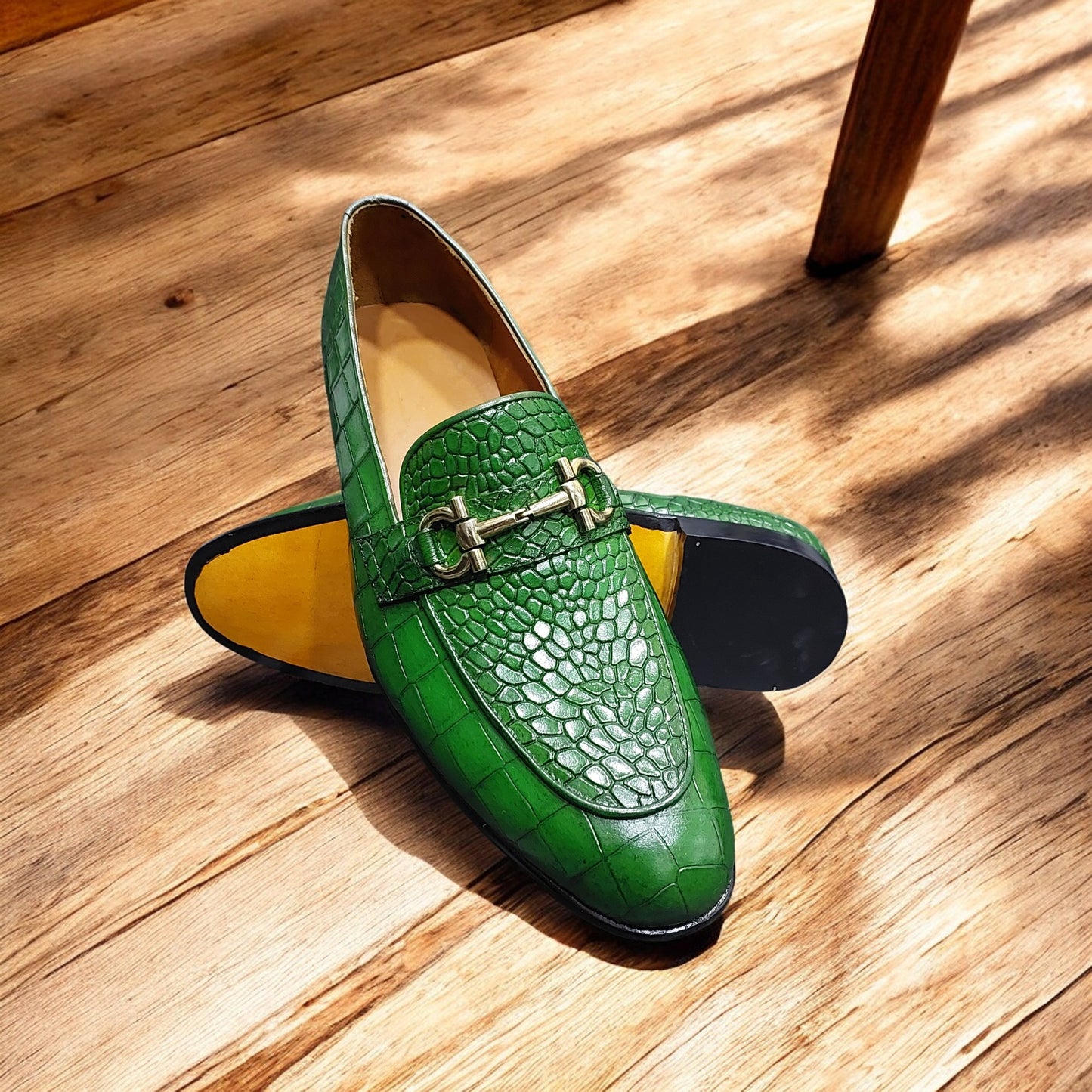 New Men's Handmade Formal Shoes in Green Crocodile Texture