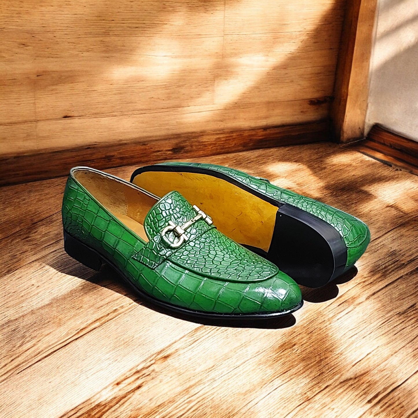 New Men's Handmade Formal Shoes in Green Crocodile Texture