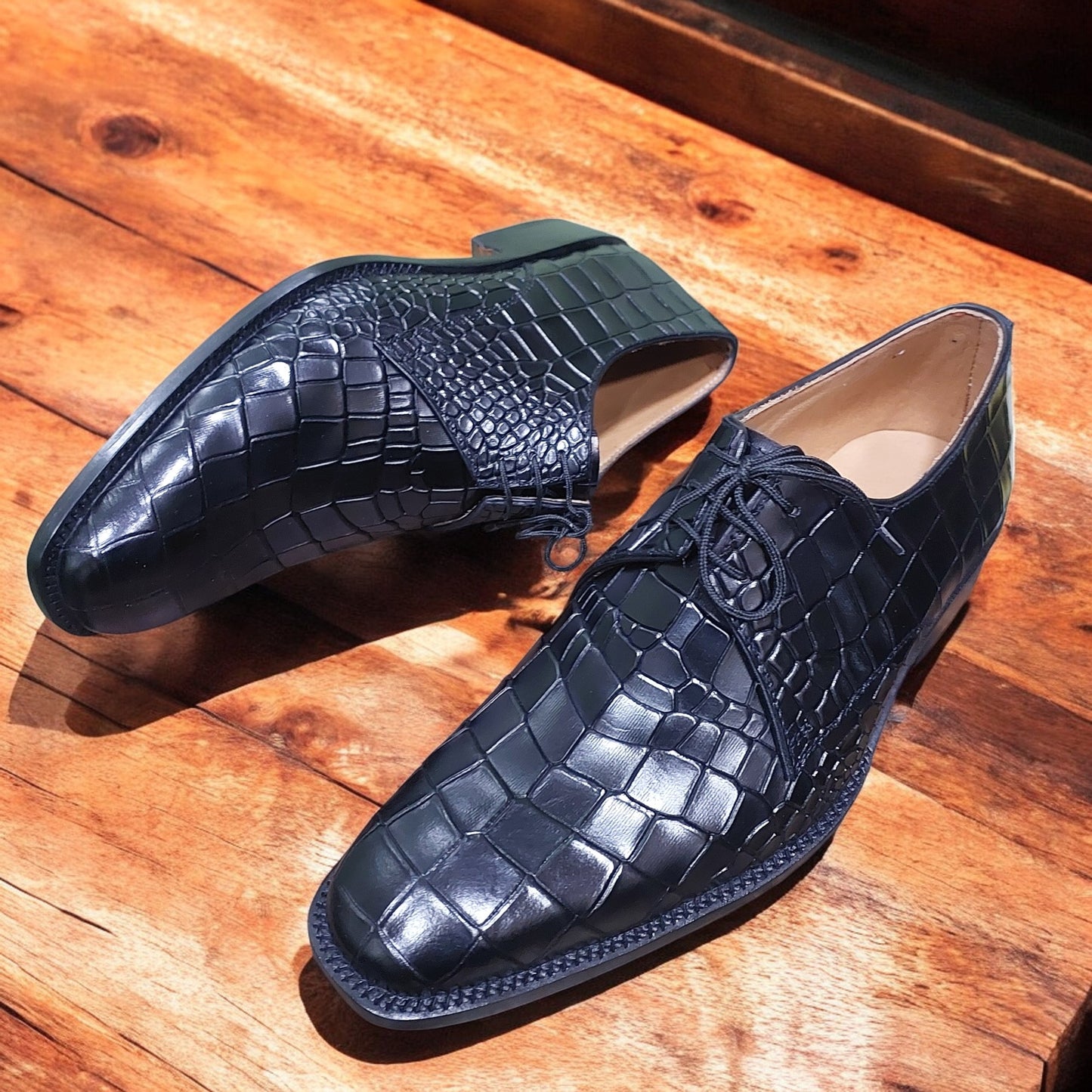 New Handmade Men's Formal Shoes in Black Crocodile Texture, Lace Up Oxford